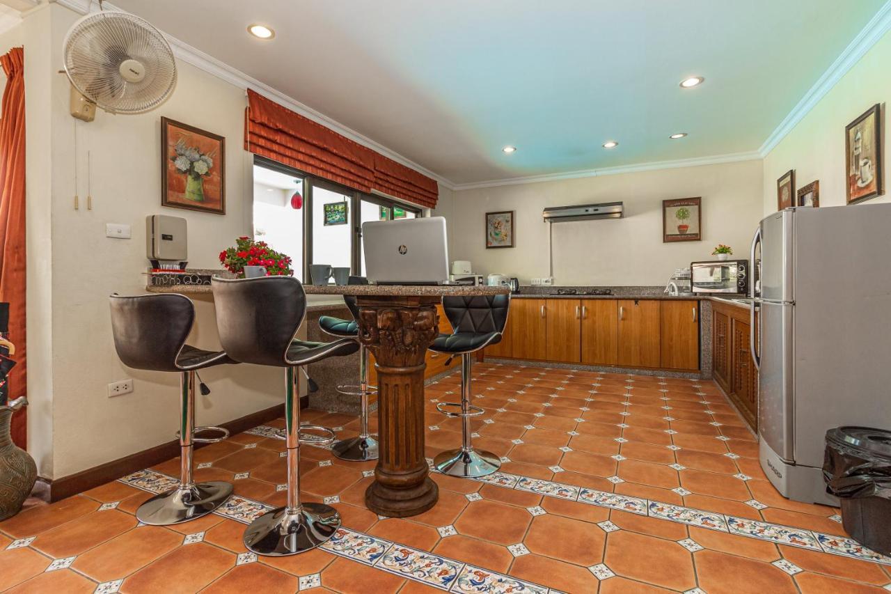 Viewbor Villa - Pattaya Holiday House Walking Street 4 Bedrooms Exterior foto